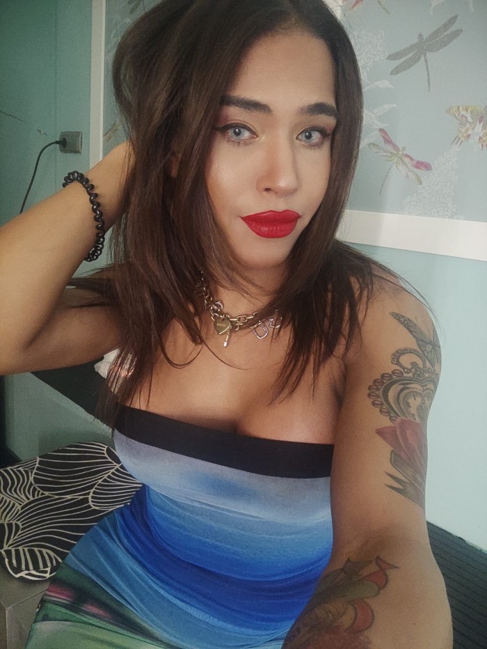 Luana espectacular trans brasileña
