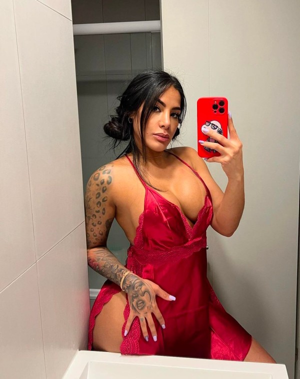 SOFIA LA IRRESISTIBLE EN Ourense