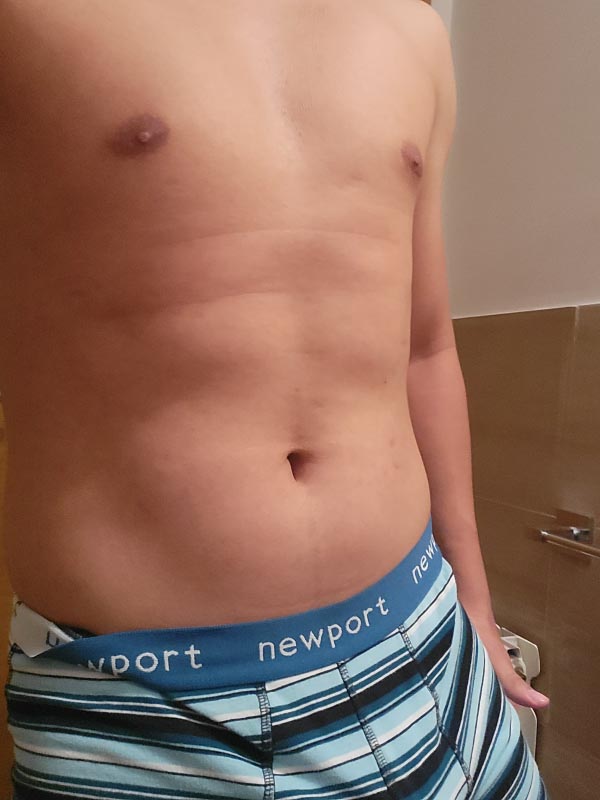 Guapo latino de 23 años