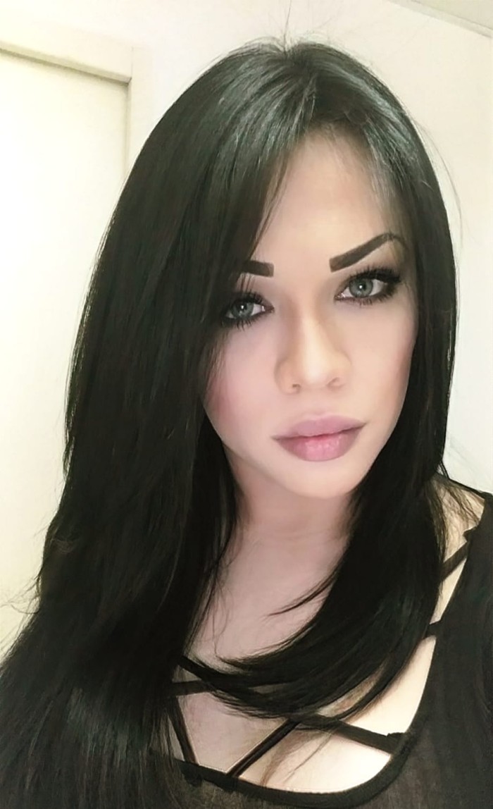 Aline! trans! Ven y disfruta de un masaje