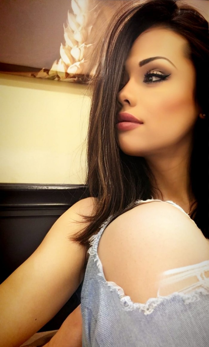 Aline! trans! Ven y disfruta de un masaje
