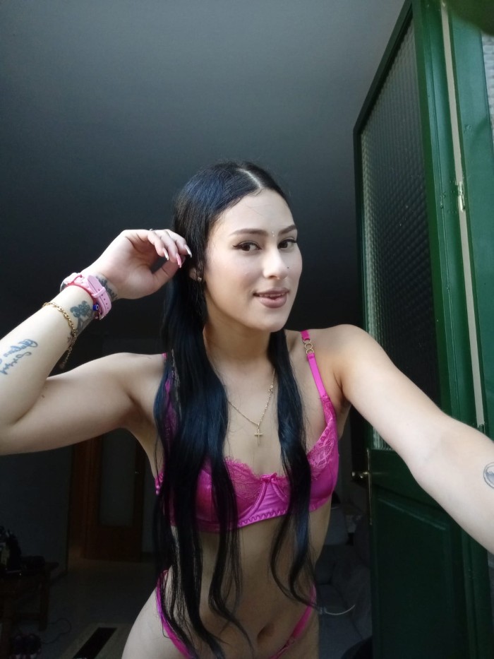 XIMENA NUEVA POR LA ZONA, JOVEN DE INFARTO…