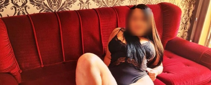 COLOMBIANA JOVENCITA CCHONDA Y BUENORRA