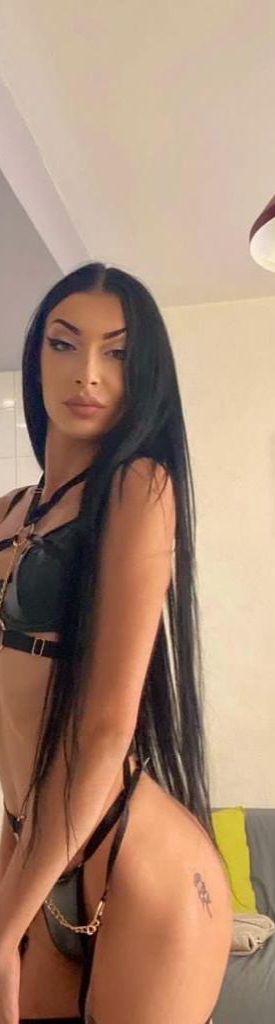 Nerea 19 años reales española