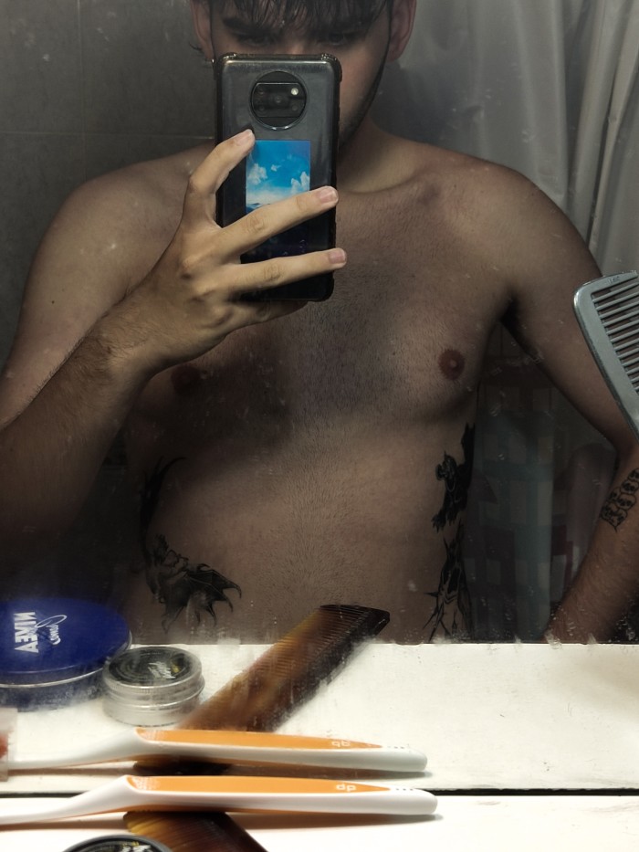 Chico joven para tríos, mujeres, ect