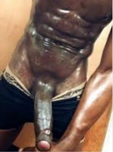 soy hombre negro africano busco chica