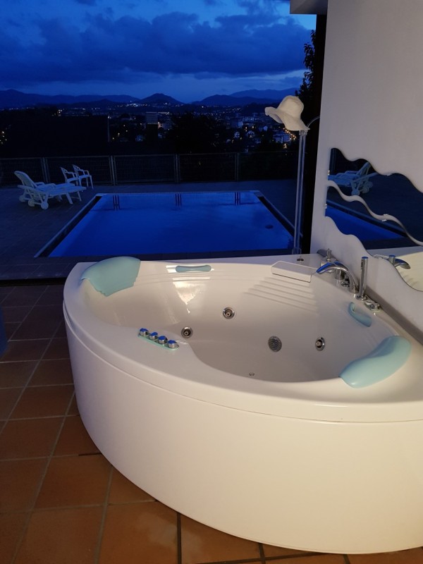 PLAZA LIBRE EN CHALET EN SAN SEBASTIAN LUXURY