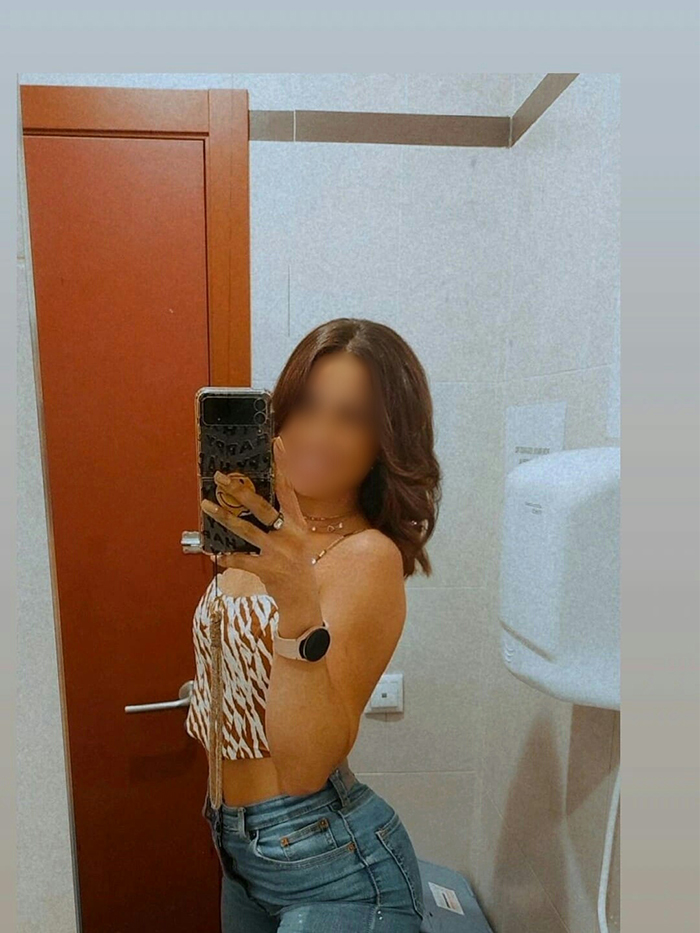 SOY NUEVA EN LA CIUDAD ESPAÑOLA MORENA SENSUAL.