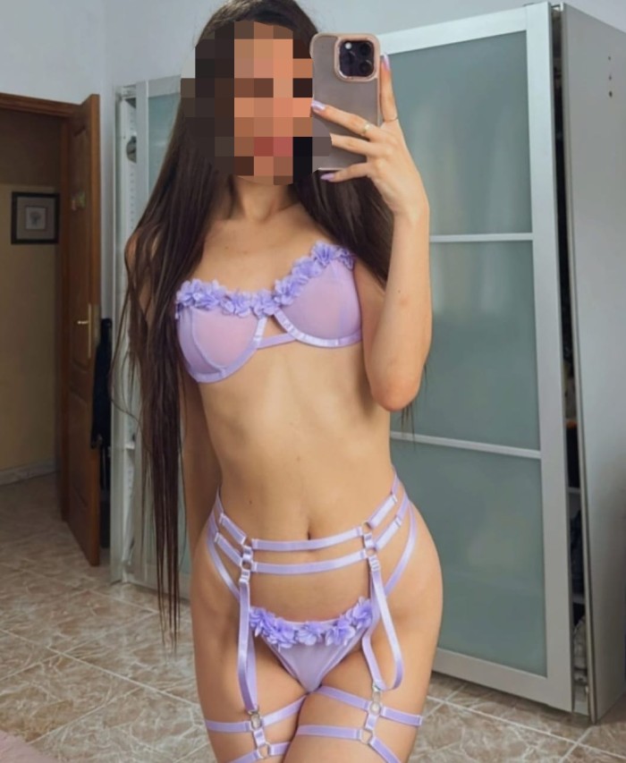 JOVENES MUY GUAPAS