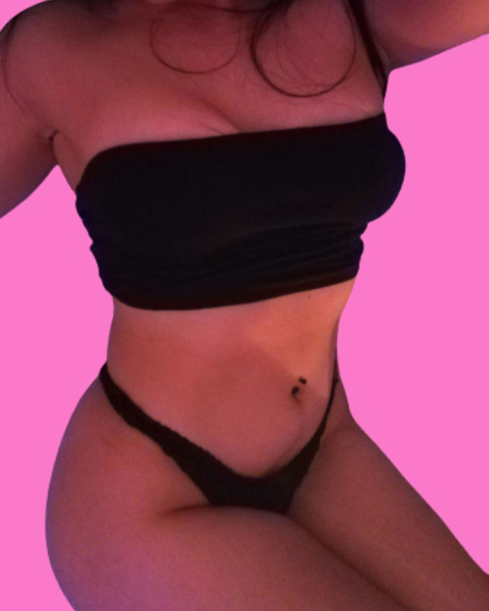 Joven española sexy y juguetona para maduritos