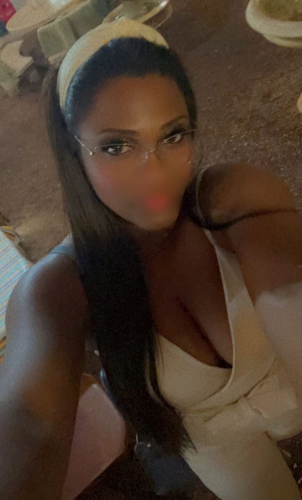 MULATA COMPLACIENTE SANTA CRUZ CENTRO