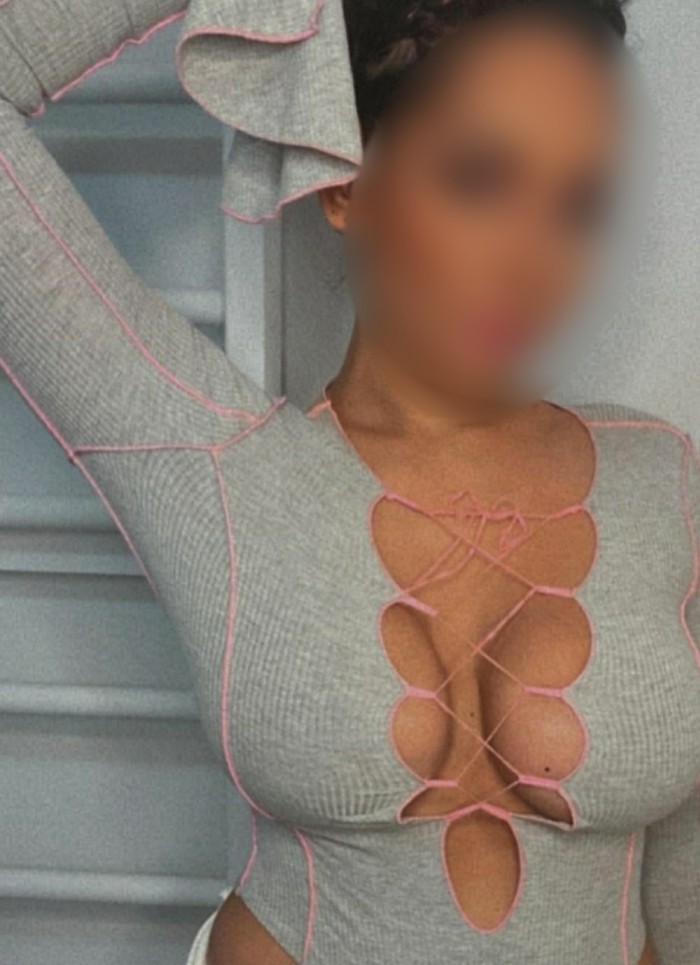 BIEN GUARRA Y EDUCADITA