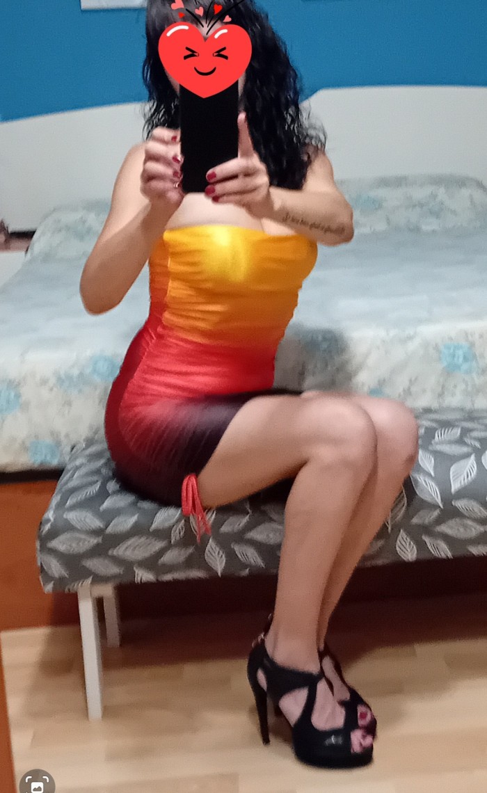 PAULA..ESPAÑOLA….SALIDAS