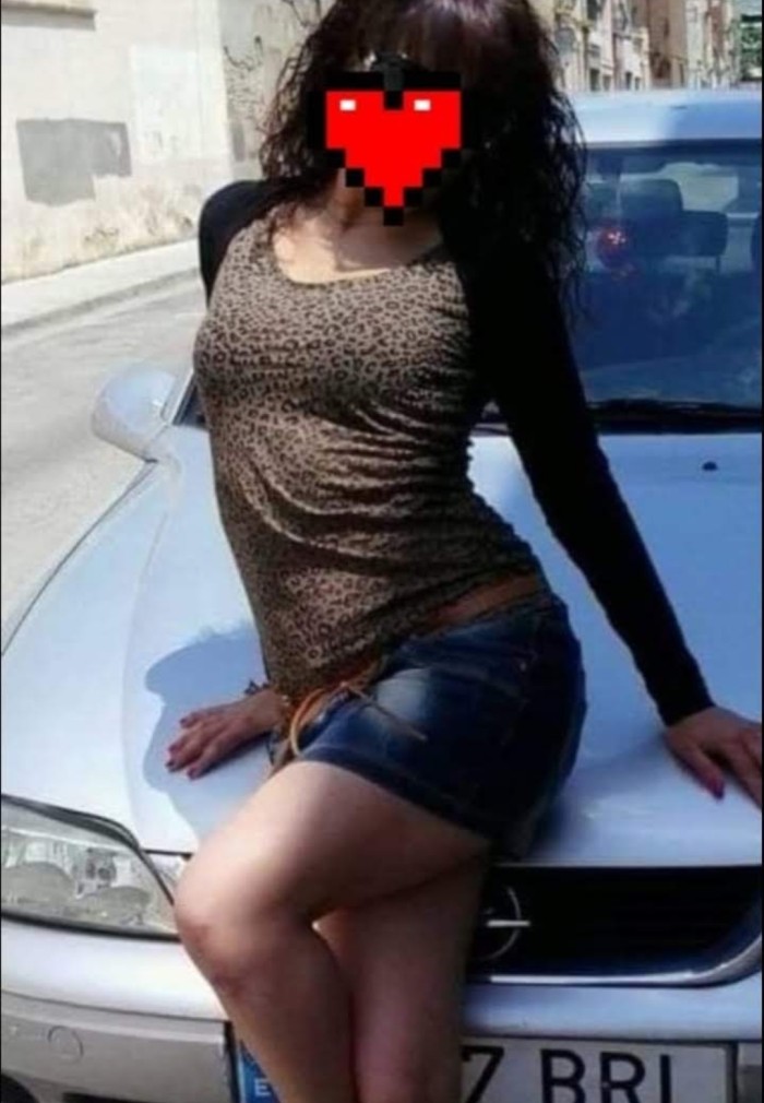 PAULA..ESPAÑOLA….SALIDAS