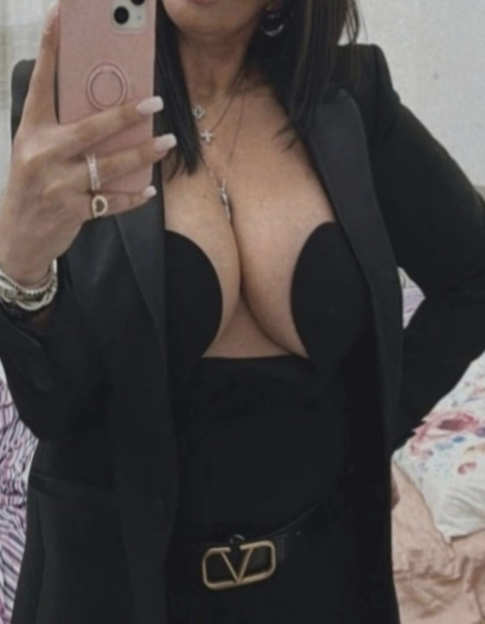 PODEROSA SENSUAL FANTASÍAS TAMBIÉN DESPLAZO