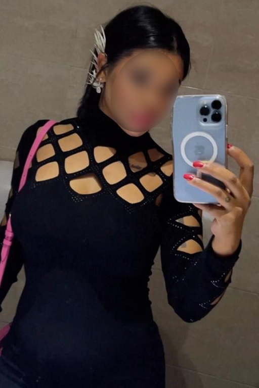 Malena una masajista muy complaciente para disfrut