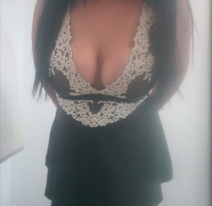 latina con curvas!! sensual y apasionada en Bilbao