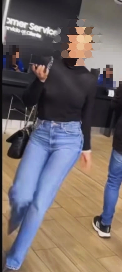 HERMOSA COLOMBIANA POR POCOS DÍAS