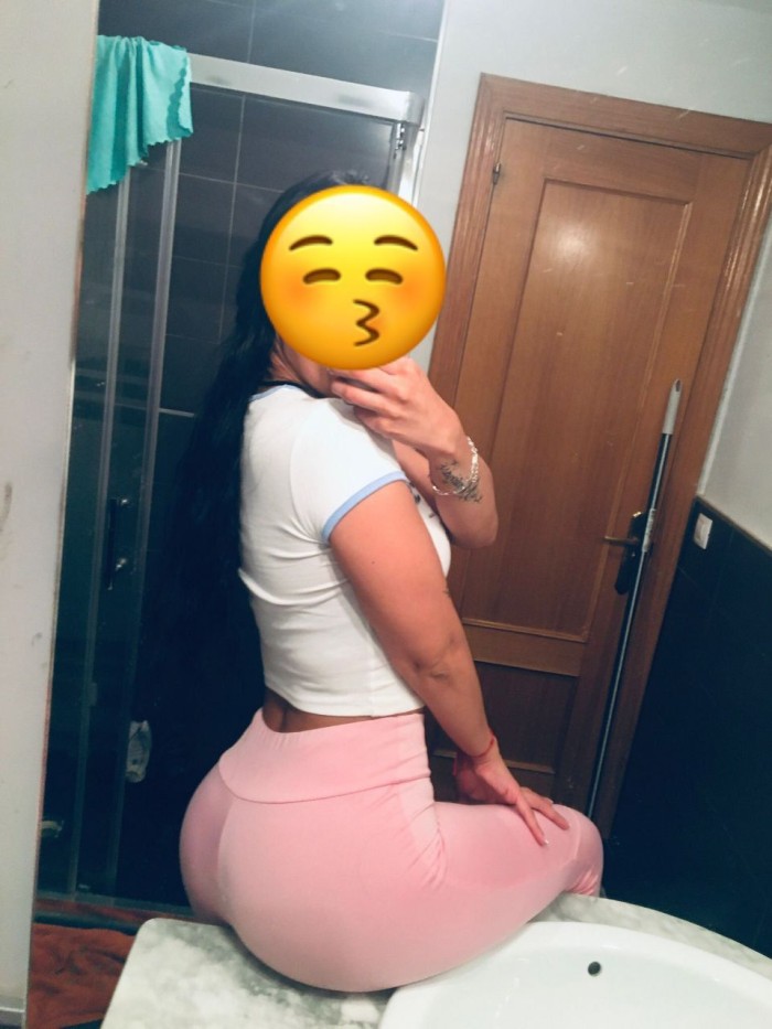 NURIA COLOMBIANA LISTA PARA CUMPLIR TUS DESEOS