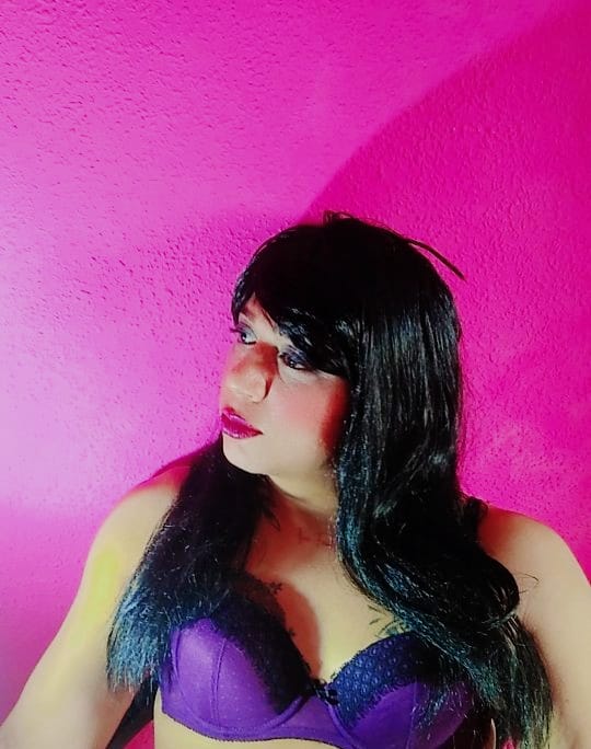 CHICA CD SUPER ATRACTIVA…