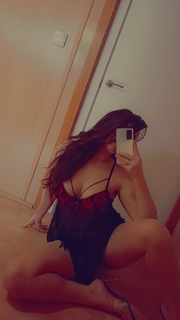 soy una chica joven y con ganas de dar cariño