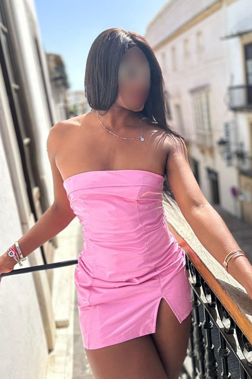 Erika una masajista que disfrutaras de principio a