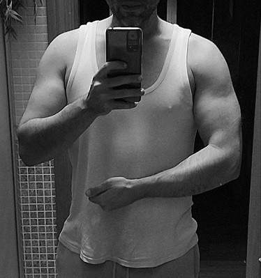 BUSCO CHICA JOVENCITA