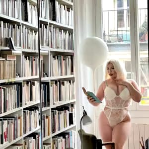 NOVEDAD RUBIAZA CULONA FOTOS CASERAS PISO PARTICUL