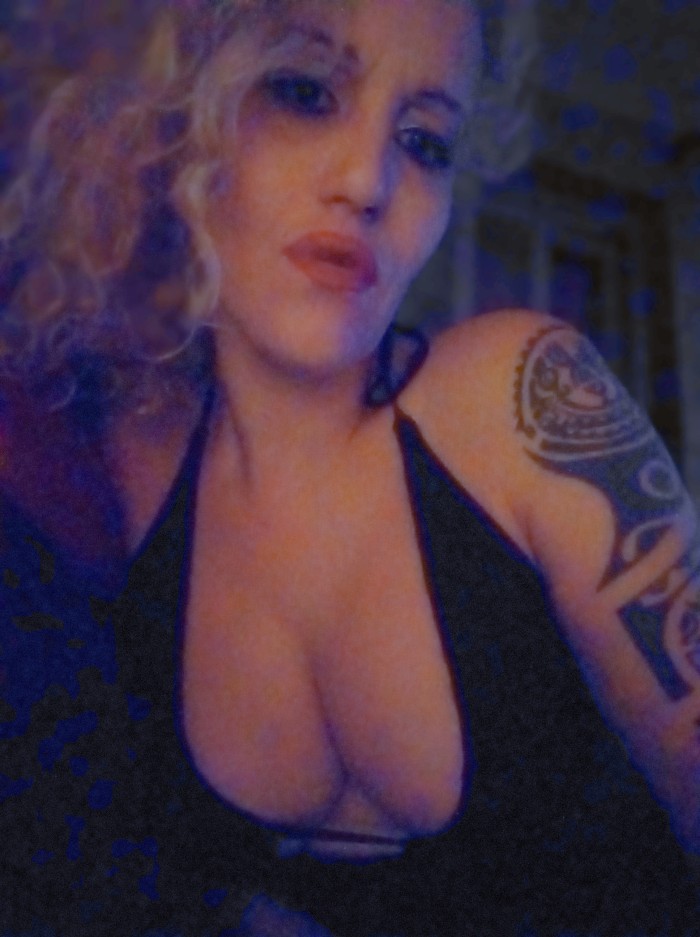 Madurita pero sexy videollamadas sexting vídeos