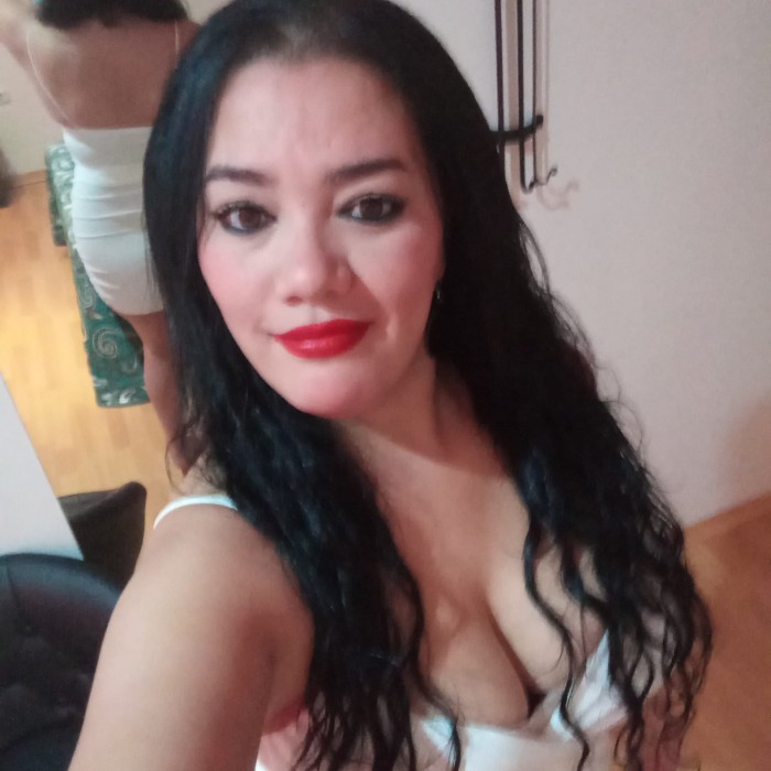 Leyla 33 años Dulce,sexy y muy JUGUETONA