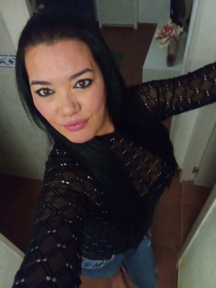 Leyla 33 años Dulce,sexy y muy JUGUETONA