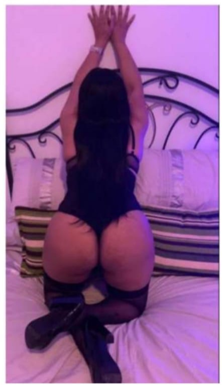 De regreso a terrassa Laura latina super viciosa