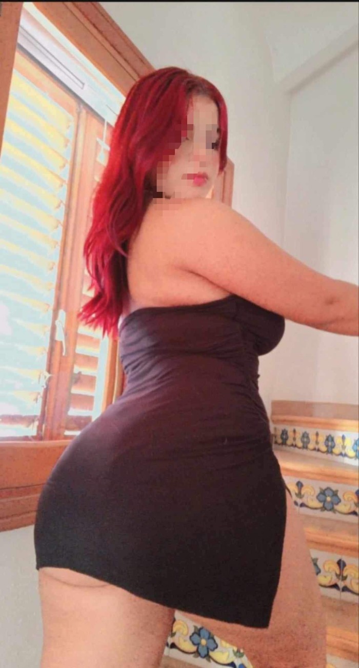 PELIROJA BIEN PUTICA Y CALIENTE