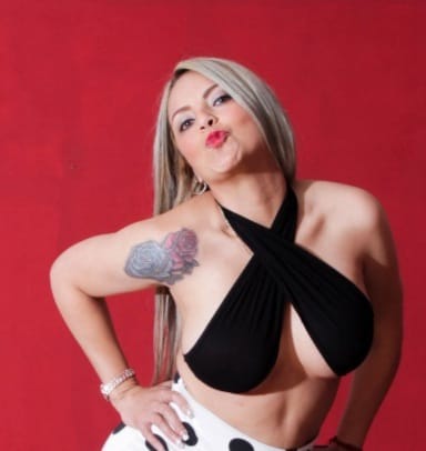 m* me encanta realizar masajes y divertirme