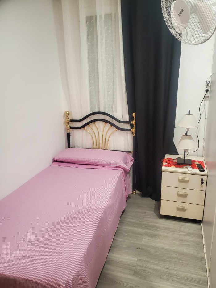 habitación para chicas en lleida