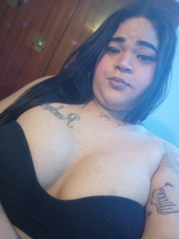 Sara chica trans fiestera descomplicada