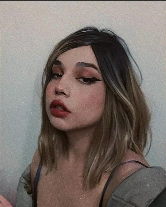 ABRIL CHICA TRANS FEMENINA VERSATIL PASIVA FIESTER