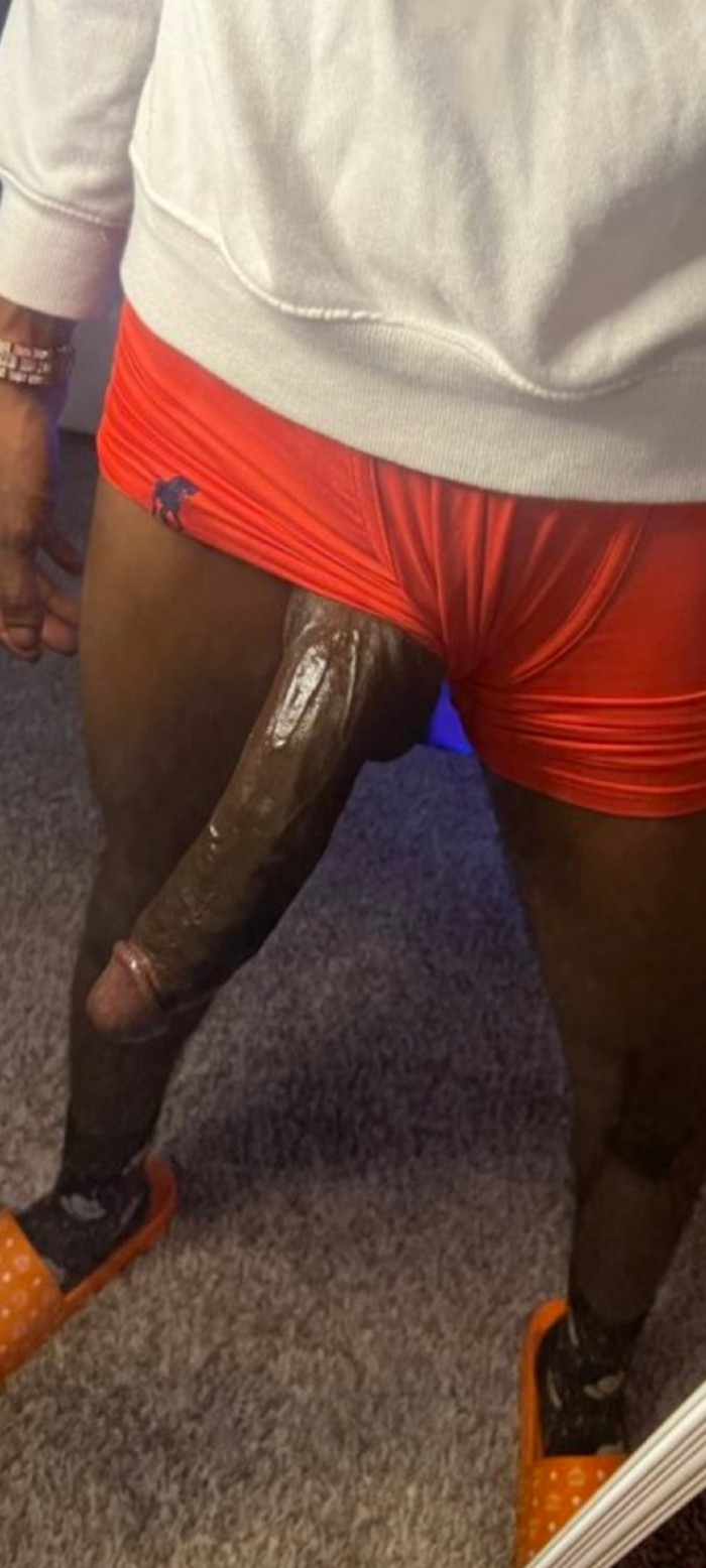 Negro supee dotado pollon xxl para pareja o chica