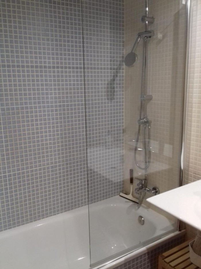 alquilo hab Sabadell nord 350e semana