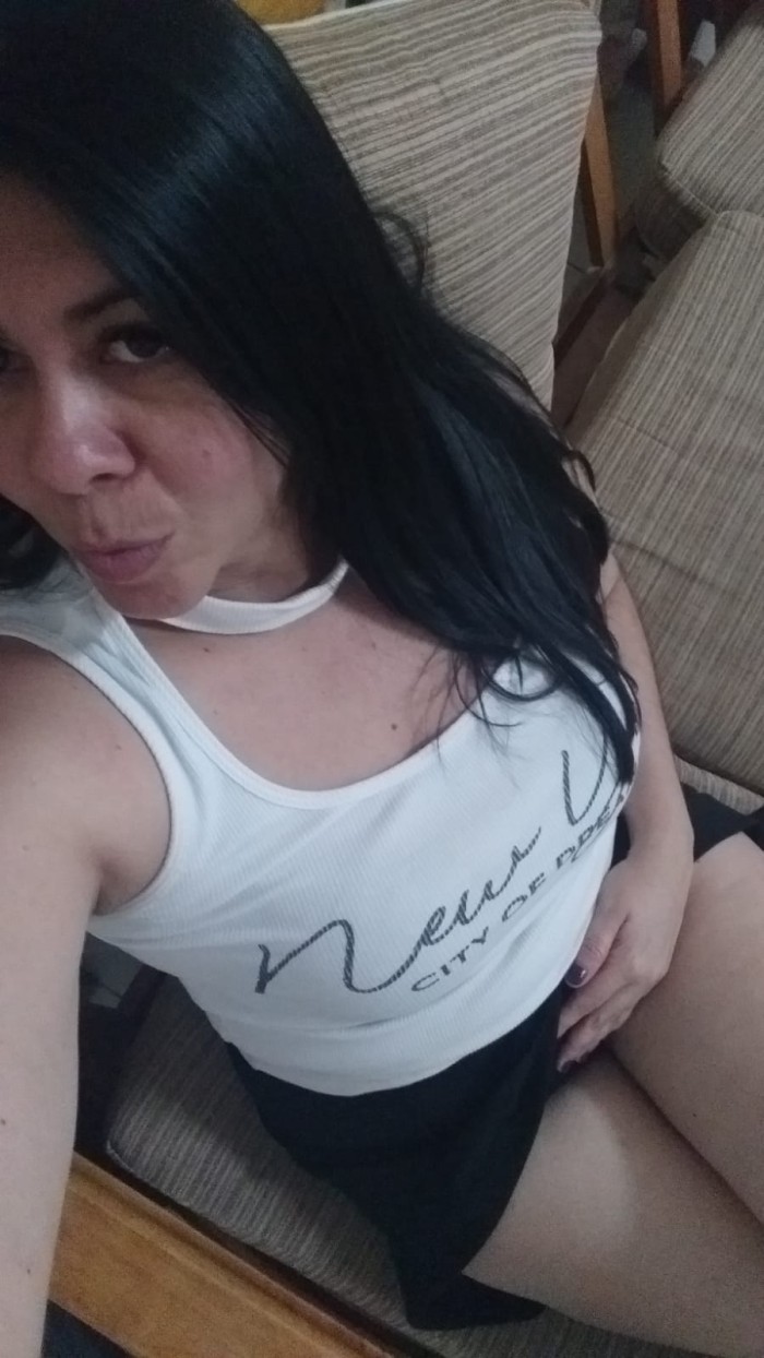 NATALIA 37 años, DULCE, DELICADA y muy TIERNA