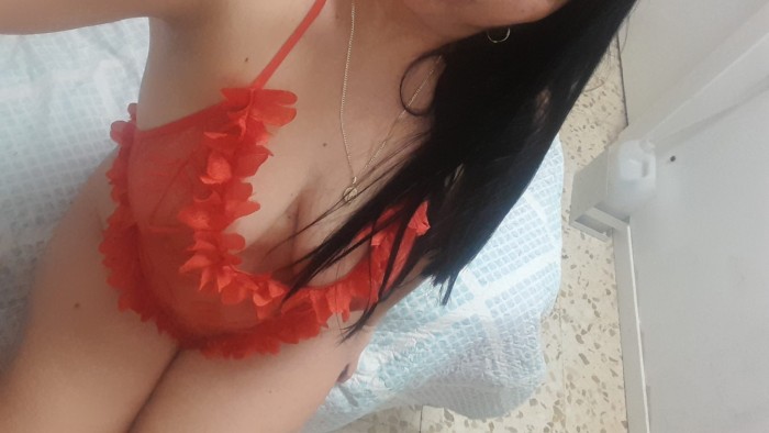 NATALIA 37 años, DULCE, DELICADA y muy TIERNA