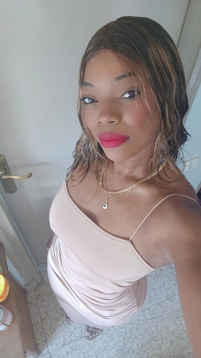 Hola soy mia piel canela pasión exótica