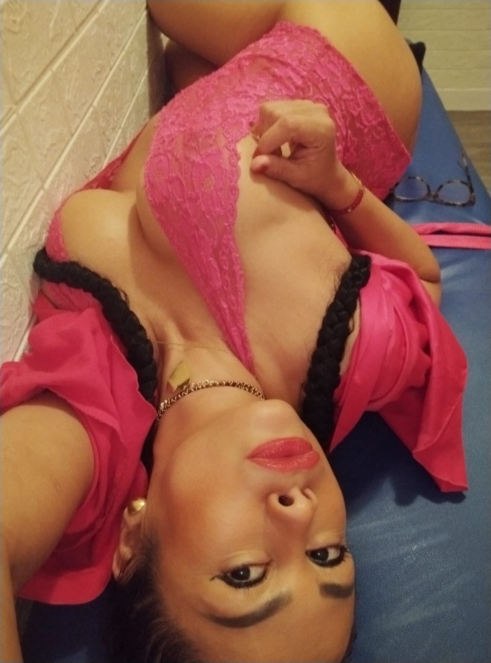 soy monica….te encantara conocerme