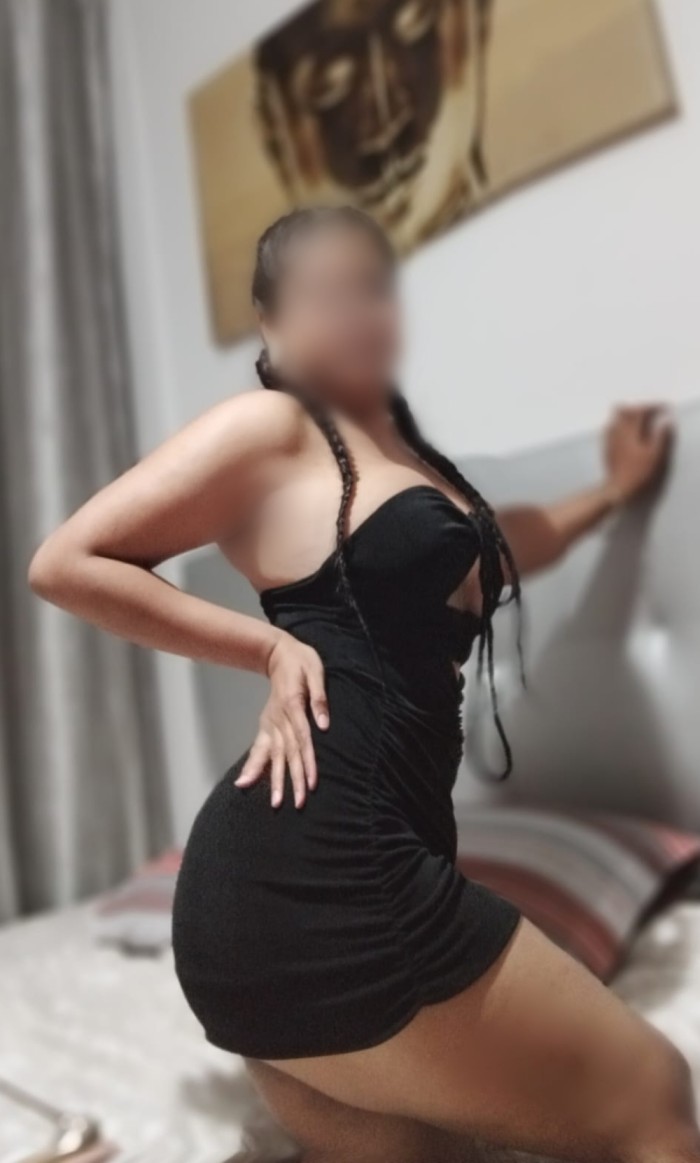 UNIVERSITARIA AMATEUR Y MADURAS INFIELES SALIDAS