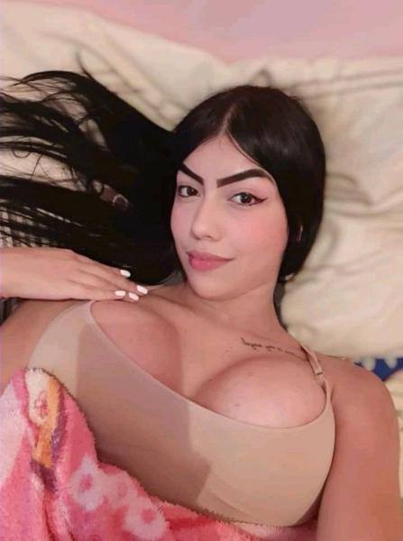 Scarlett, 22 años, todas las edades