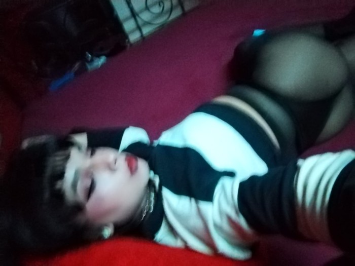 ABRIRL CHICA TRANS FEMENINA SEXY ATREVIDA MORBOSA