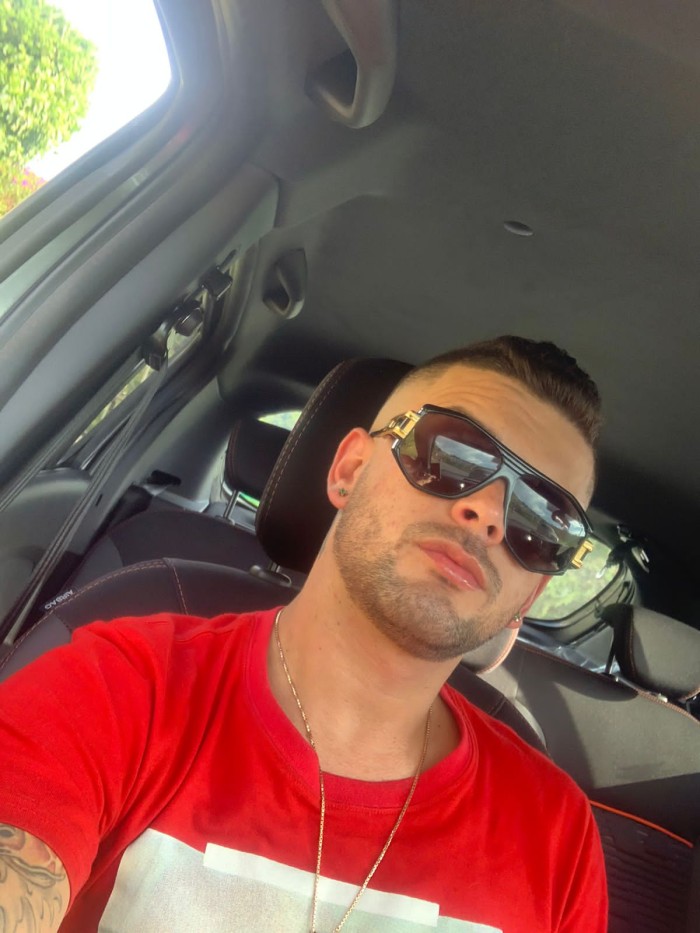 Colombiano de medellin en Madrid   Barcelona