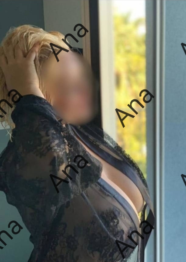 Mujer madurita ideal para pasar un rato agradable.