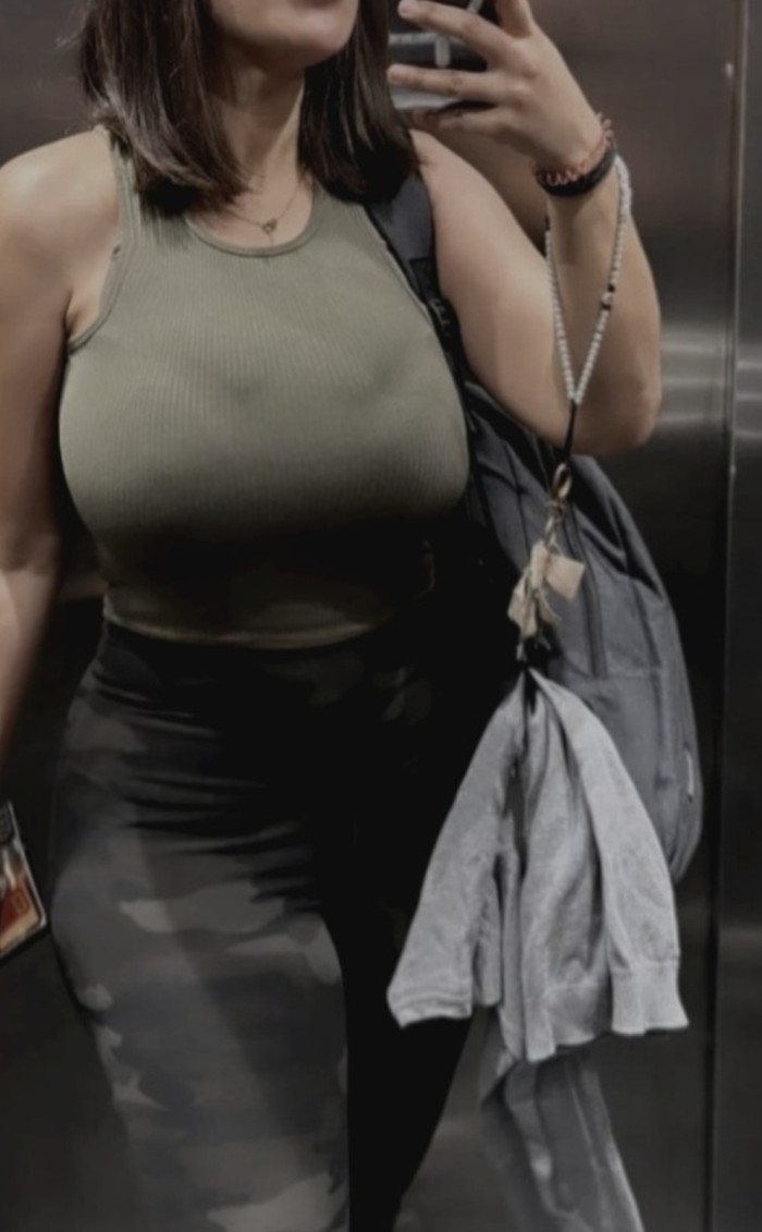 MADURA ELEGANTE MASAJISTA PROFESIONAL EN PARO DESP