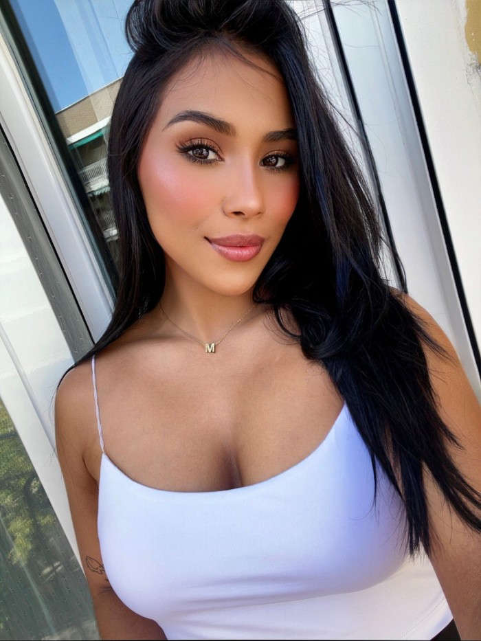 Joven recién llegada